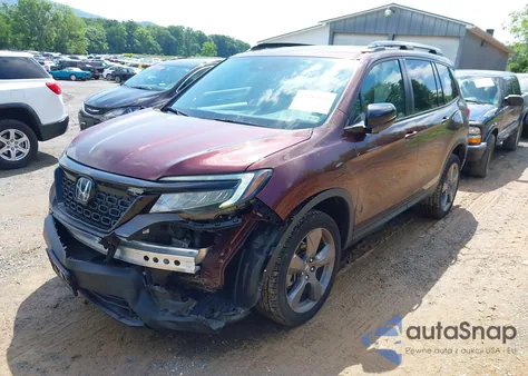 2019 Honda Passport Touring z USA, uszkodzony, nr VIN 5FNYF8H9XKB027990